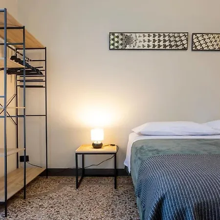 Moleloca - Vanchiglia 25 Турин