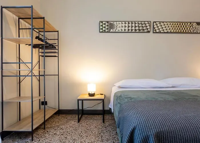 Moleloca - Vanchiglia 25 Турин